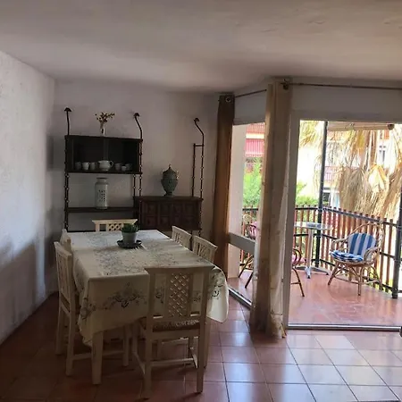 Apartment 3 Bedroom - *